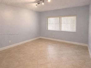 11827 NW 39th St, Sunrise FL 33323