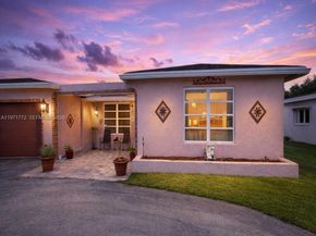 11827 NW 39th St, Sunrise FL 33323