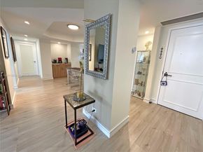 20191 E Country Club Dr 1903, Aventura FL 33180