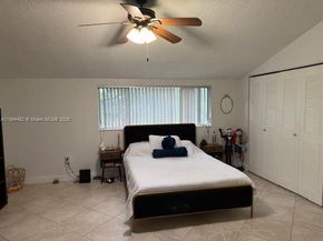 8401 W Sample Rd 14, Coral Springs FL 33065