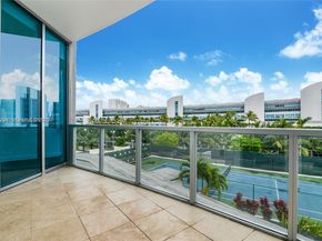 3029 NE 188th St 505, Aventura FL 33180