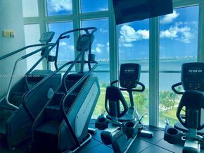 1800 N Bayshore Dr 303, Miami FL 33132