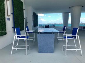 1800 N Bayshore Dr 303, Miami FL 33132
