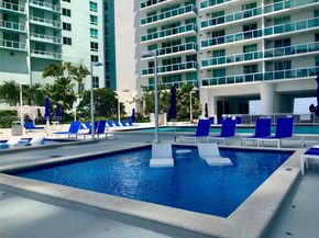 1800 N Bayshore Dr 303, Miami FL 33132