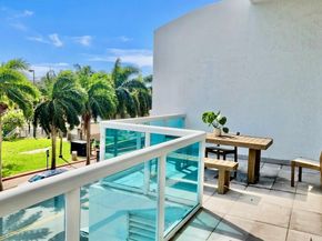 1800 N Bayshore Dr 303, Miami FL 33132