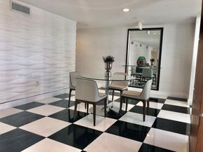 1800 N Bayshore Dr 303, Miami FL 33132