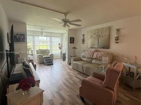 9581 Sunrise Lakes Blvd 101, Sunrise FL 33322