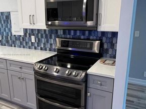 Undisclosed Address #A11862706, Lauderhill FL 33319