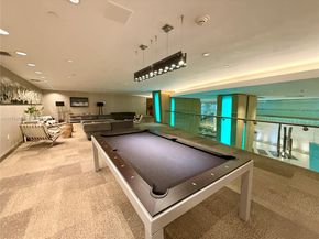 92 SW 3rd St 1104, Miami FL 33130