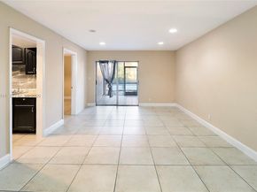 5975 NW 25th Ct 213, Sunrise FL 33313