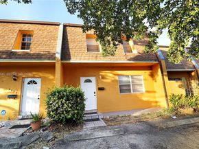 5975 NW 25th Ct 213, Sunrise FL 33313