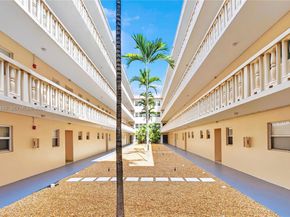 410 SE 2nd St 111, Hallandale Beach FL 33009