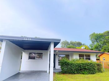 2879 NW 10th Ct