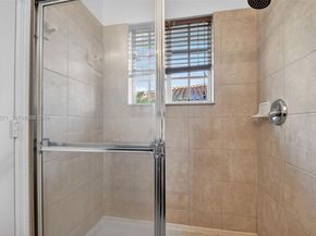 4206 Napoli Lake Dr, Riviera Beach FL 33410