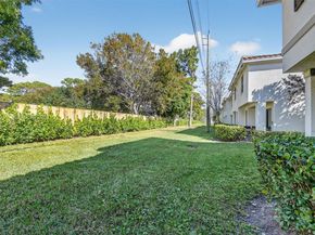 4206 Napoli Lake Dr, Riviera Beach FL 33410