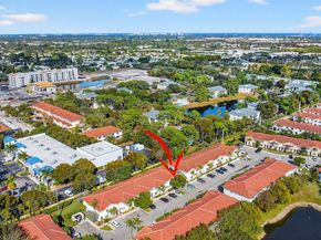 4206 Napoli Lake Dr, Riviera Beach FL 33410