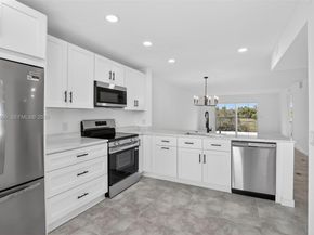 12601 SW 13th St 411G, Pembroke Pines FL 33027