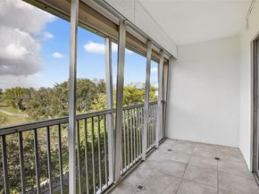 12601 SW 13th St 411G, Pembroke Pines FL 33027