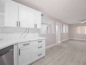 7641 Granville Dr 209, Tamarac FL 33321