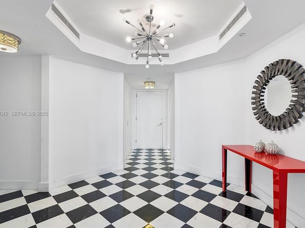 19500 Turnberry Way 20D, Aventura FL 33180