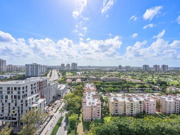 19500 Turnberry Way 20D, Aventura FL 33180