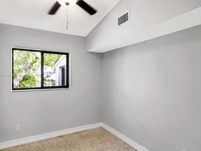 2915 NW 68th St, Miami FL 33147