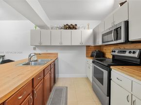 11920 SW 9th Mnr, Davie FL 33325