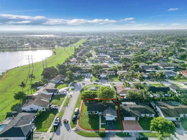 13231 SW 86th St, Miami FL 33183