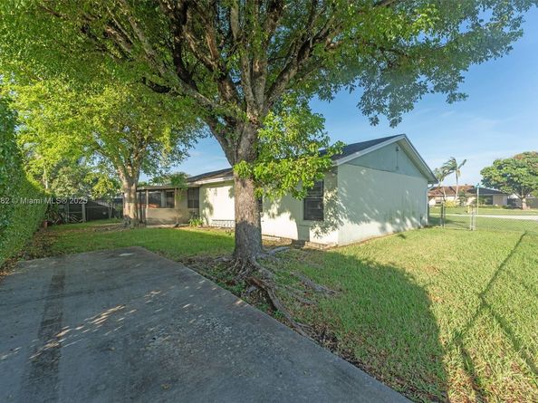 13231 SW 86th St, Miami FL 33183
