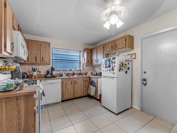 13231 SW 86th St, Miami FL 33183