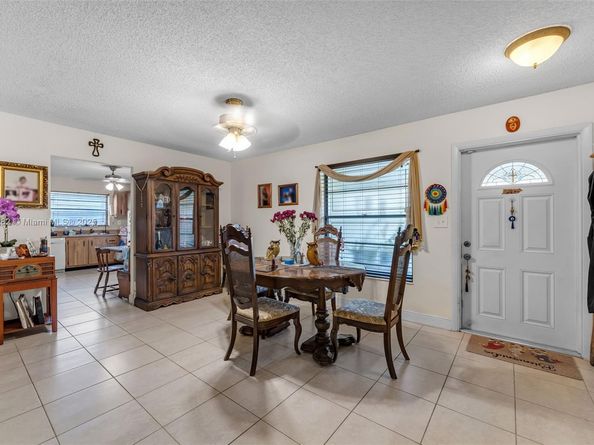 13231 SW 86th St, Miami FL 33183