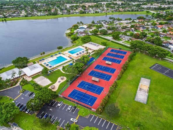 13231 SW 86th St, Miami FL 33183
