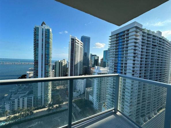 1155 Brickell Bay Dr 3205, Miami FL 33131