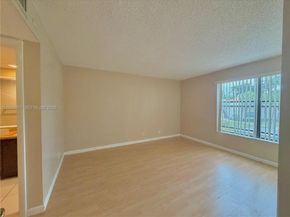 2320 S Cypress Bend Dr 206, Pompano Beach FL 33069