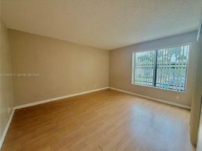 2320 S Cypress Bend Dr 206, Pompano Beach FL 33069