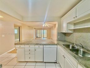 2320 S Cypress Bend Dr 206, Pompano Beach FL 33069