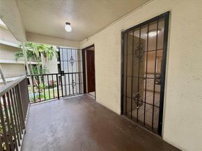 2320 S Cypress Bend Dr 206, Pompano Beach FL 33069