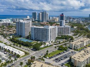 600 Three Islands Blvd 1707, Hallandale Beach FL 33009