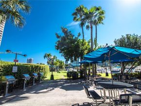 600 Three Islands Blvd 1707, Hallandale Beach FL 33009