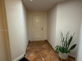 Undisclosed Address #A11976080, Aventura FL 33180