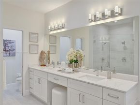 1356 Ginger Cir, Weston FL 33326