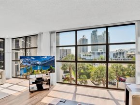 600 Parkview Dr (+DEN)422, Hallandale Beach FL 33009