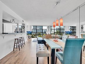 600 Parkview Dr (+DEN)422, Hallandale Beach FL 33009