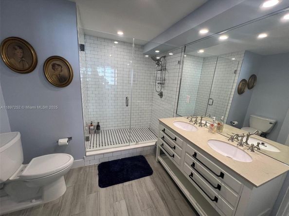 100 Lincoln Rd 643, Miami Beach FL 33139