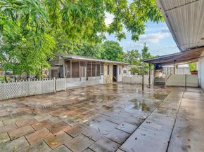 2041 Wellington Rd, West Palm Beach FL 33409