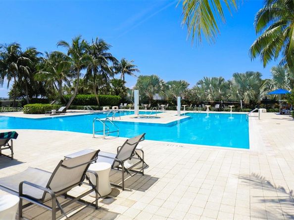 1 N Ocean Blvd 508, Pompano Beach FL 33062