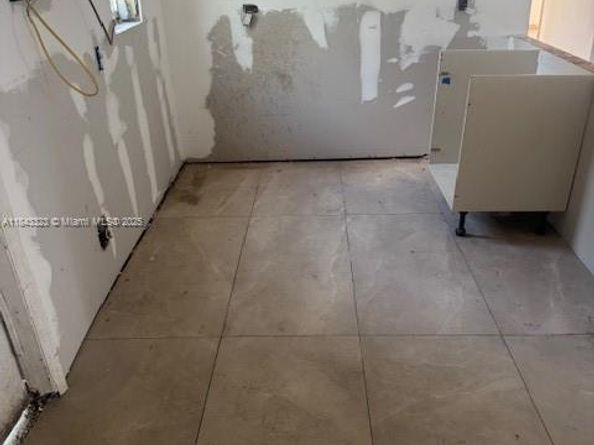 125 NW 122nd St, North Miami FL 33168