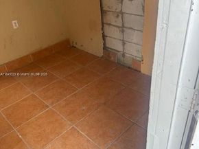 125 NW 122nd St, North Miami FL 33168