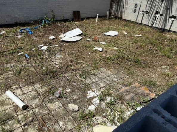125 NW 122nd St, North Miami FL 33168