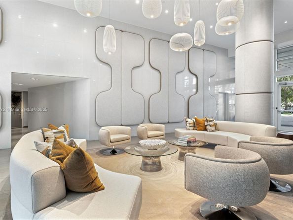 6103 Aqua Ave 504, Miami Beach FL 33141